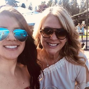 Meet your Posher, Annie